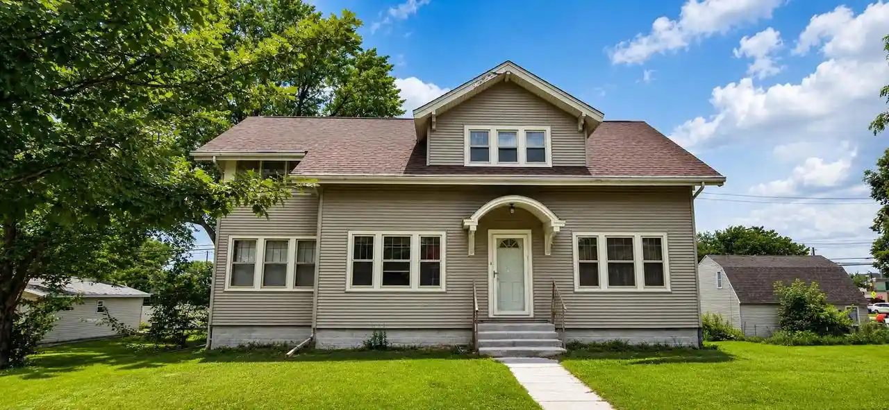 1st image of 414 S 3rd Avenue Avenue, Onalaska, WI 54650 | MLS# 50329781