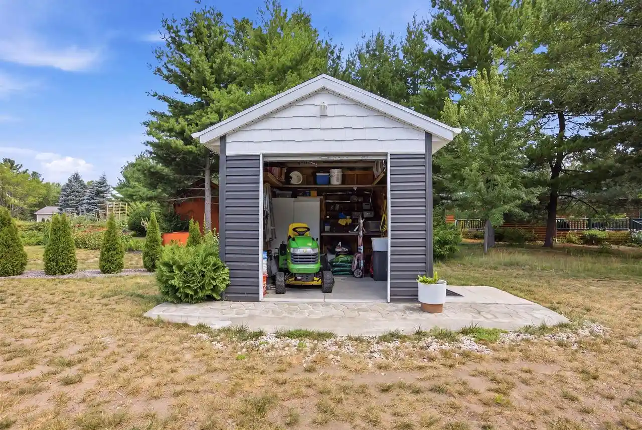 3rd image of 109 Sunset Circle Circle, Wisconsin Dells, WI 53965 | MLS# 2028965