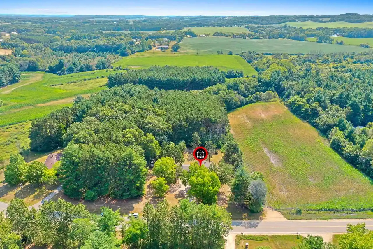 3rd image of N5574 Cty Rd T, Princeton, WI 54968 | MLS# 50329826