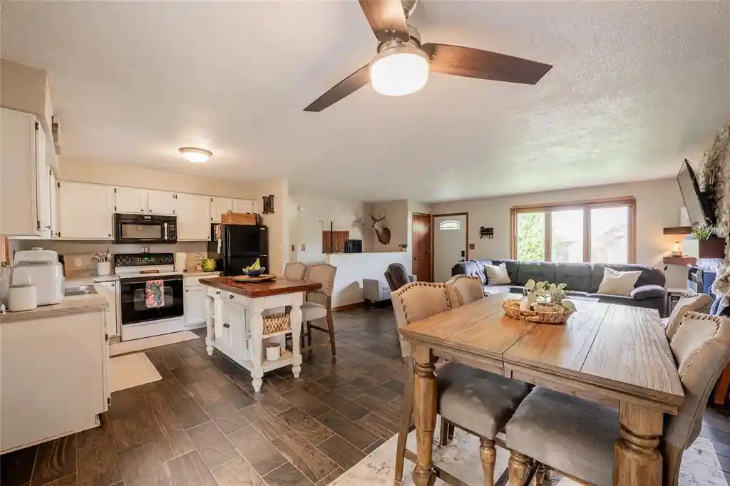 Photo 4 of Single family home for sale at 1127 5Th Street Street, Altoona, WI 54720 | MLS# 1603633 | Listing updated on 2026-09-22