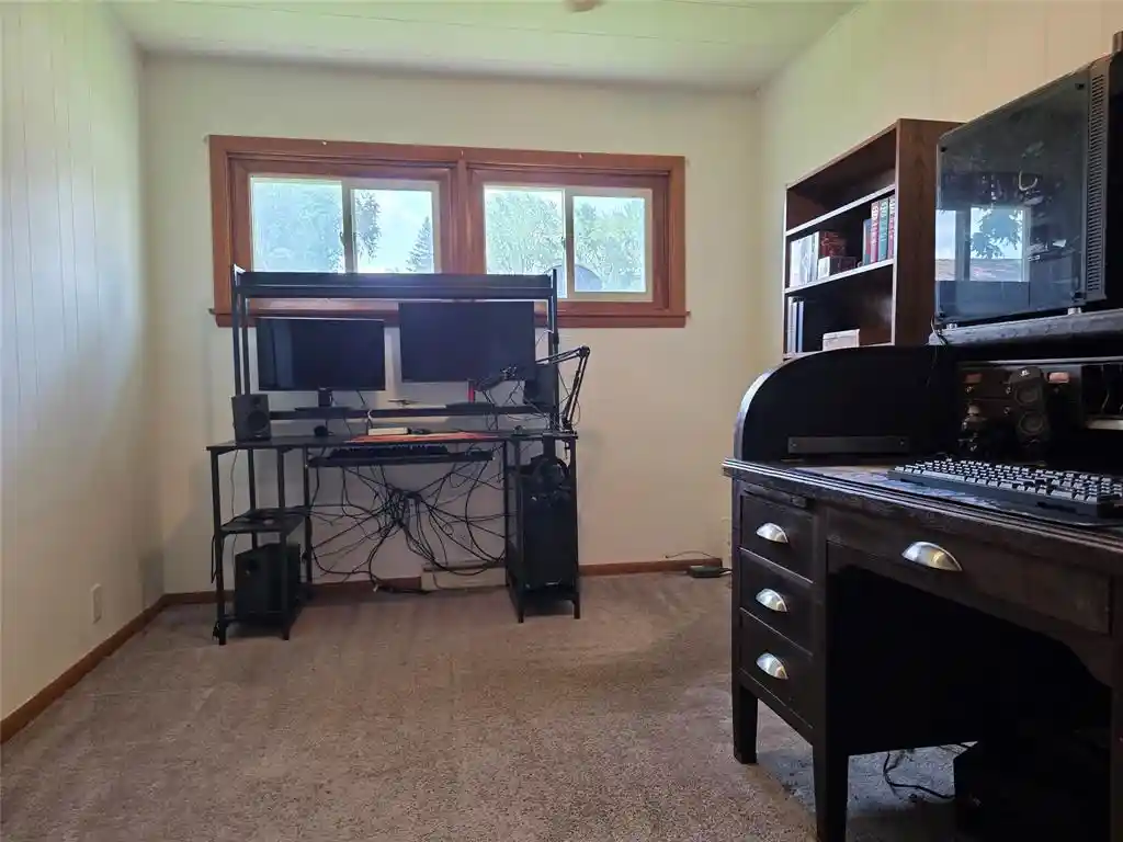 5th image of 7 Pokegema Dr Dr, Rice Lake, WI 54868 | MLS# 1603630