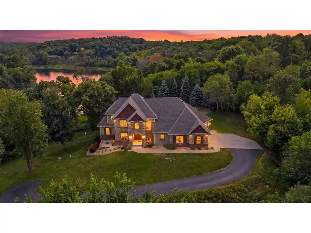 1st image of 905 Highlander Trail Trail, Hudson, WI 54016 | MLS# 7110226