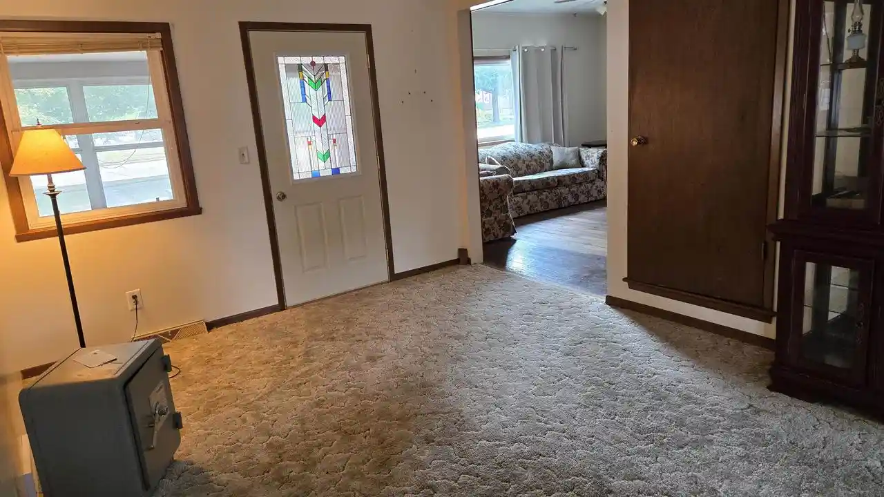 2nd image of 165 E Scott Street Street, Fond Du Lac, WI 54935 | MLS# 50329832