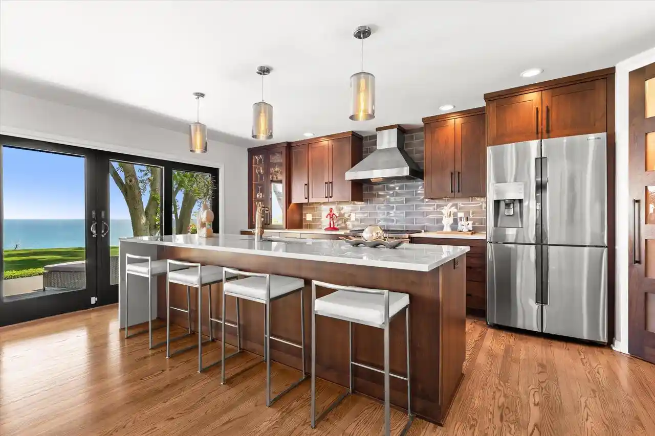5th image of 13464 N Lakewood Dr Dr, Mequon, WI 53097 | MLS# 1973470