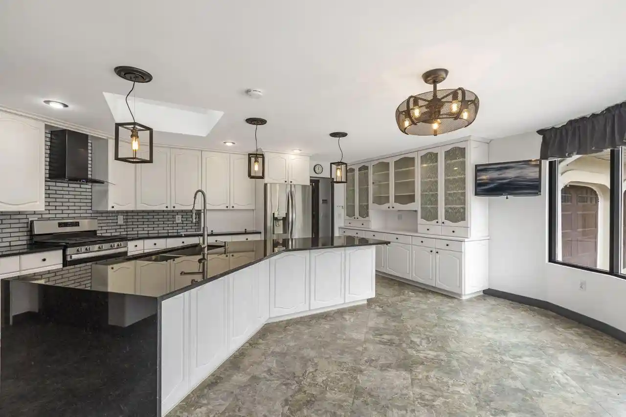 Photo 4 of Single family home for sale at 903 W Hazel Ridge Road Road, Elkhorn, WI 53121 | MLS# 1973474 | Listing updated on 2026-09-03