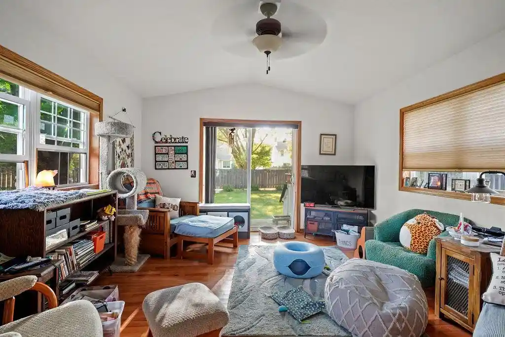 2nd image of 2455 Wisconsin Street Street, Oshkosh, WI 54901 | MLS# 50329838