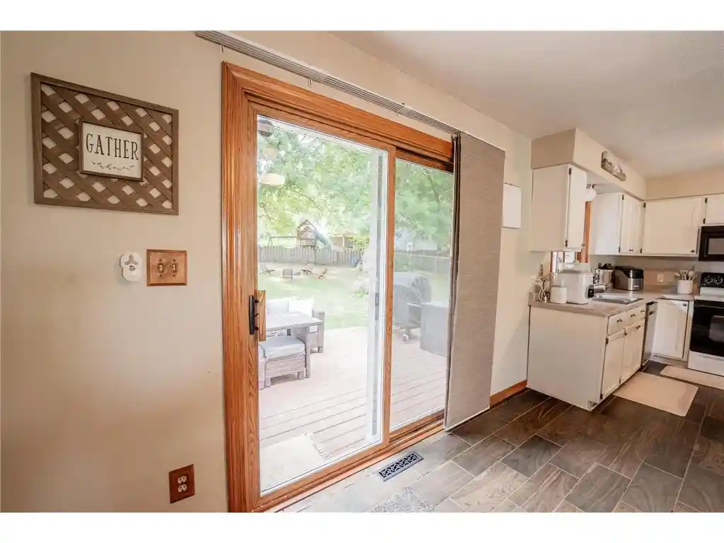 5th image of 1127 5Th Street Street, Altoona, WI 54720 | MLS# 7116694