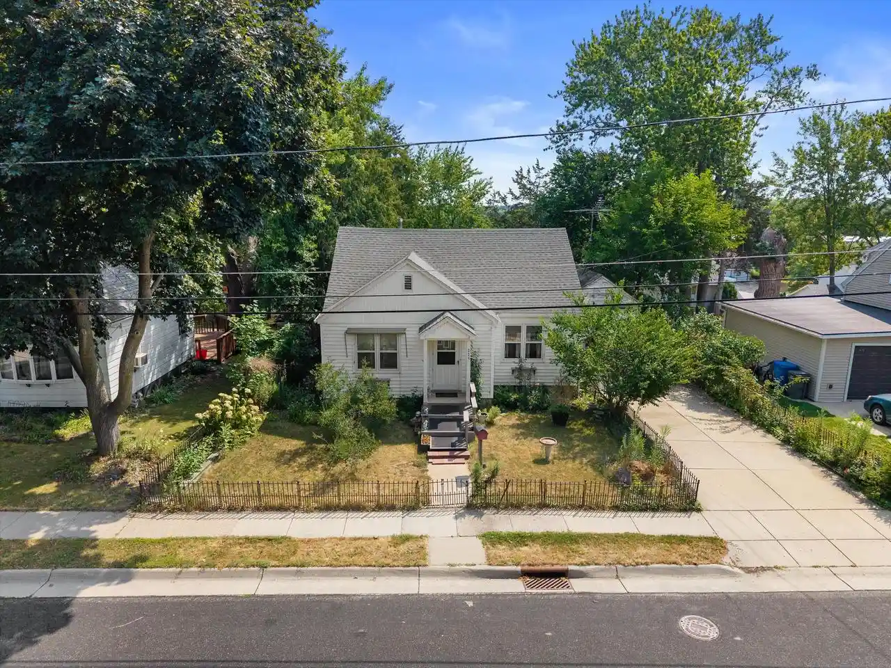 Photo 3 of Single family home for sale at 225 Fremont Street Street, Watertown, WI 53098 | MLS# 1973478 | Listing updated on 2026-09-23