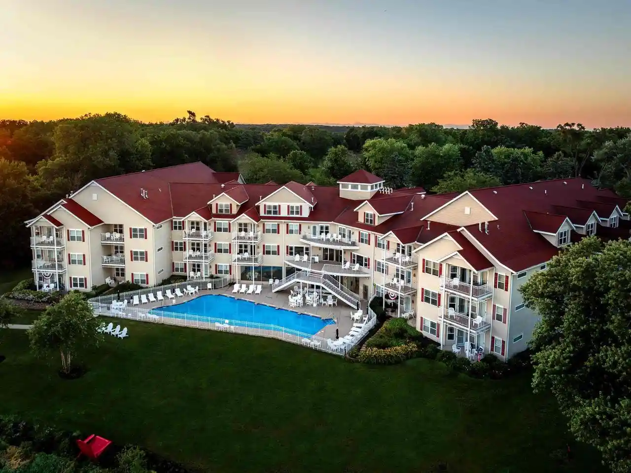 3rd image of 1505 S Shore Dr Dr #201, Delavan, WI 53115 | MLS# 1973485