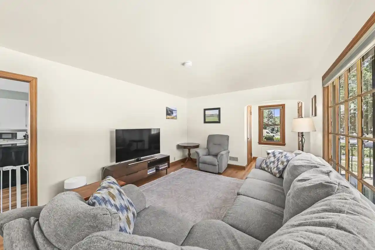 3rd image of 3513 S 48th Street Street, Greenfield, WI 53220 | MLS# 1973494