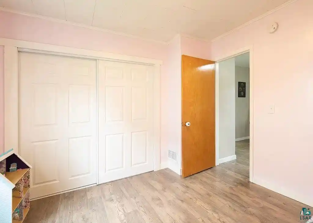 2nd image of 1826 E 7th St St, Superior, WI 54880 | MLS# 6126998