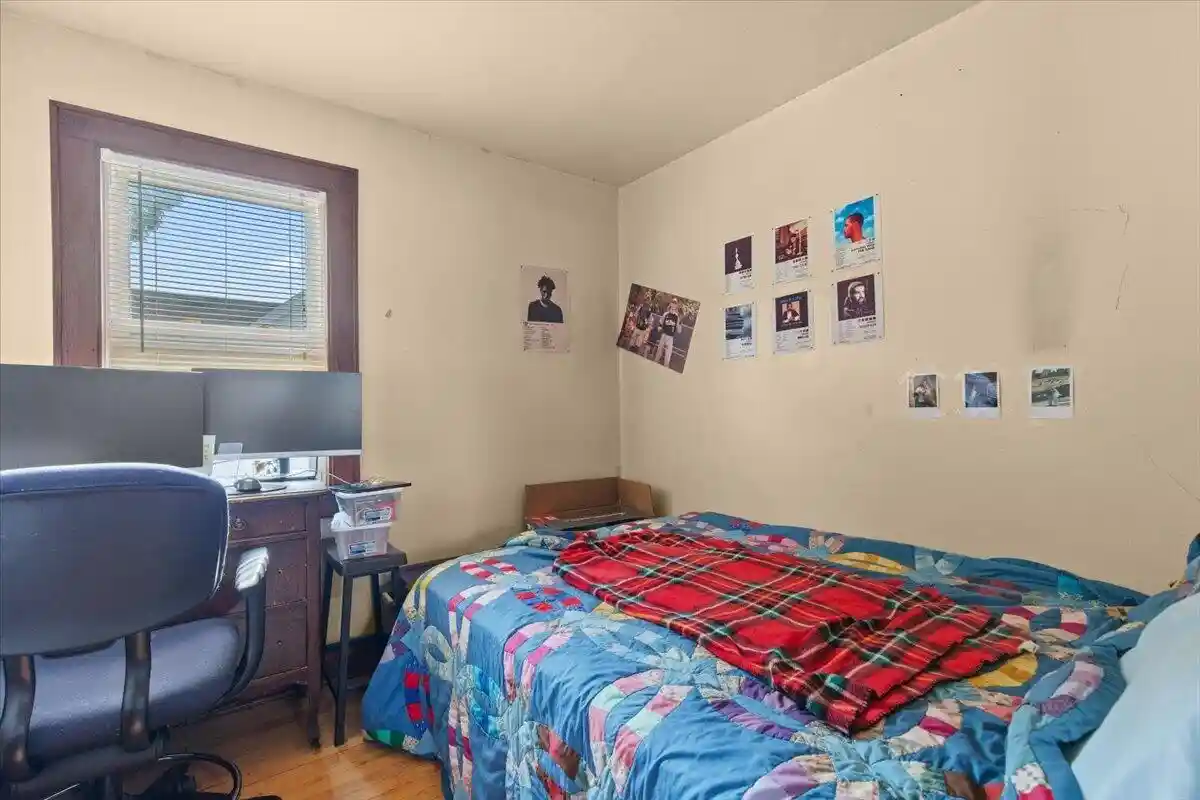 4th image of 3738 E Pulaski Avenue Avenue, Cudahy, WI 53110 | MLS# 1973501