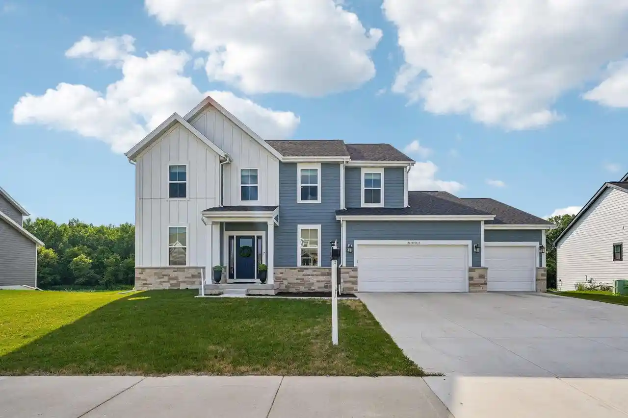 1st image of W242n5623 Peppertree Dr S Dr S, Sussex, WI 53089 | MLS# 1973504