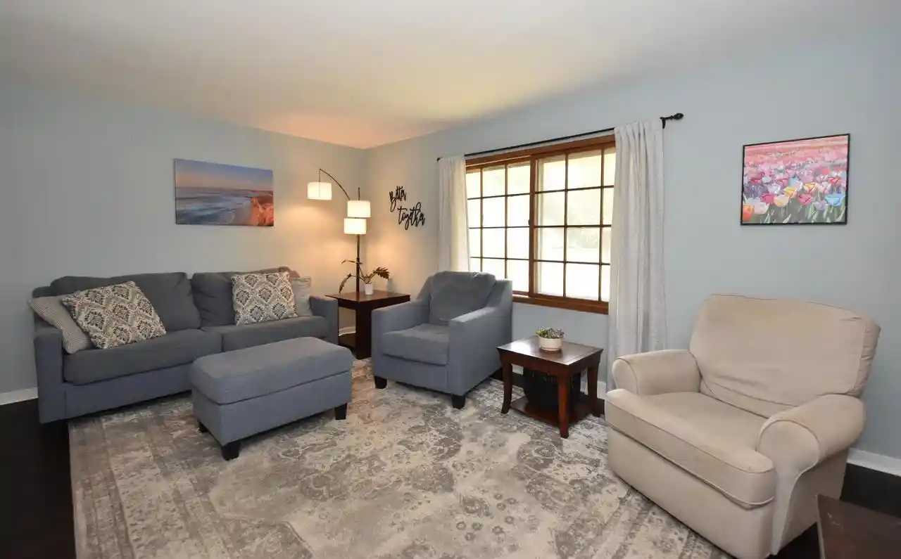 4th image of 14445 W Butternut Trail Trail, New Berlin, WI 53151 | MLS# 1973514