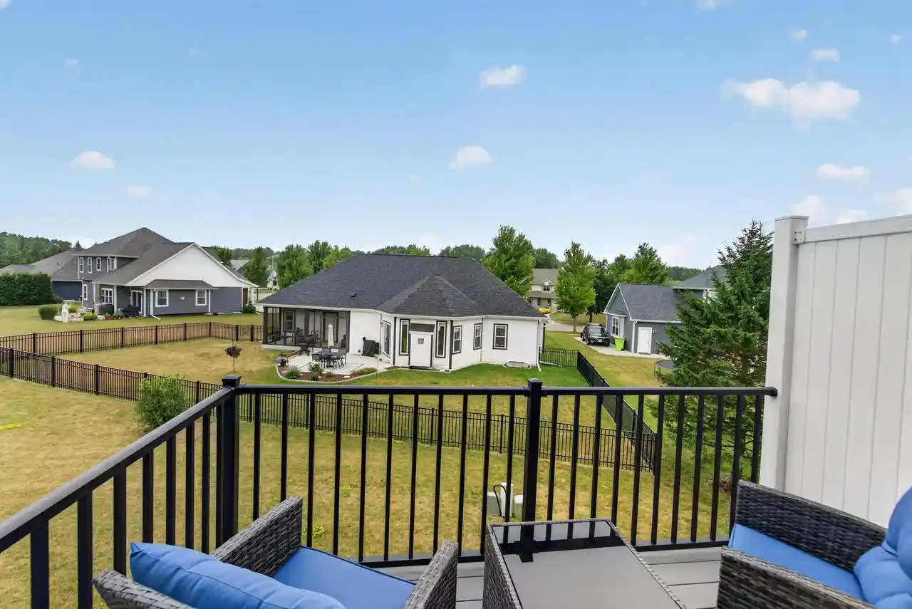 3rd image of 1361 Scenic Pointe Court Court, Hartford, WI 53027 | MLS# 1973536