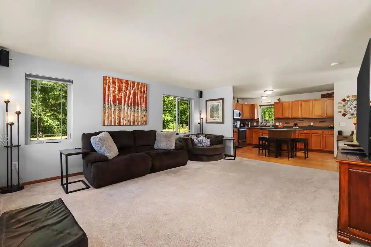 Photo 3 of Sale Pending at 530 Lexington Dr Dr, Oregon, WI 53575 | MLS# 2029012 | Listing updated on 2026-08-17
