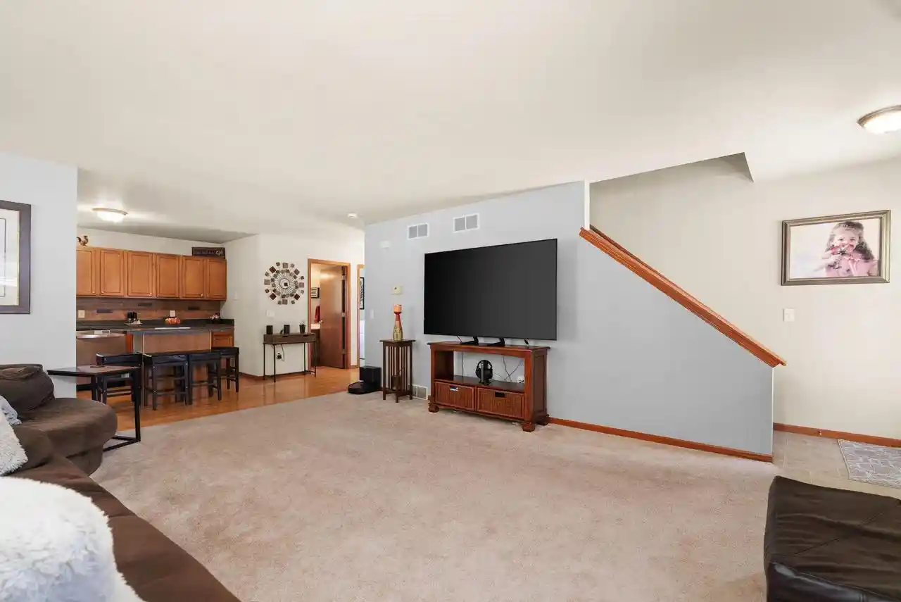 Photo 31 of Sale Pending at 530 Lexington Dr Dr, Oregon, WI 53575 | MLS# 2029012 | Listing updated on 2026-08-17