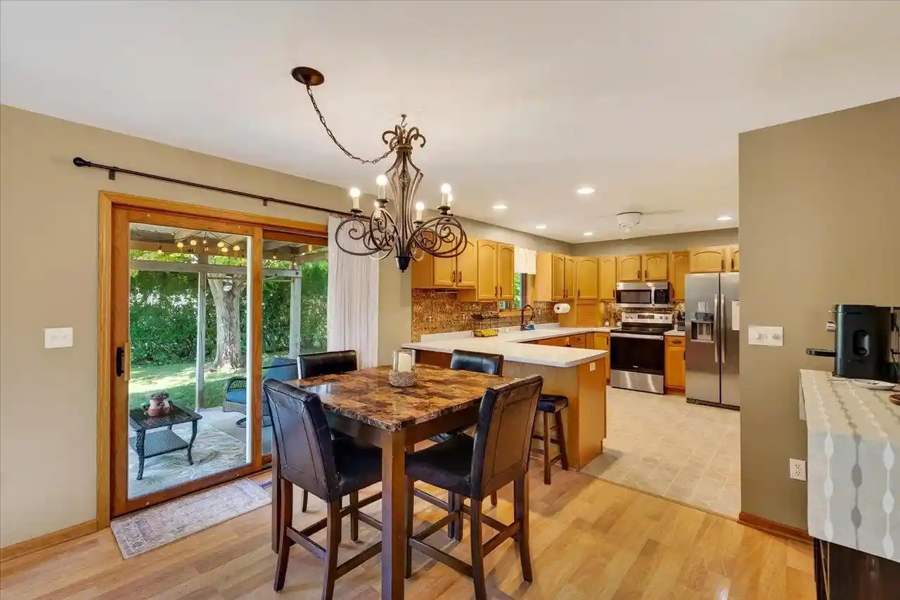 42nd image of 1004 Gomer Dr Dr, Beaver Dam, WI 53916 | MLS# 2029014