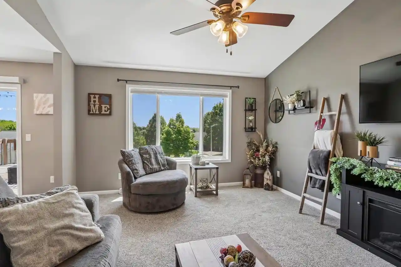 3rd image of 809 Brookstone Crest Crest, Mount Horeb, WI 53572 | MLS# 2029016