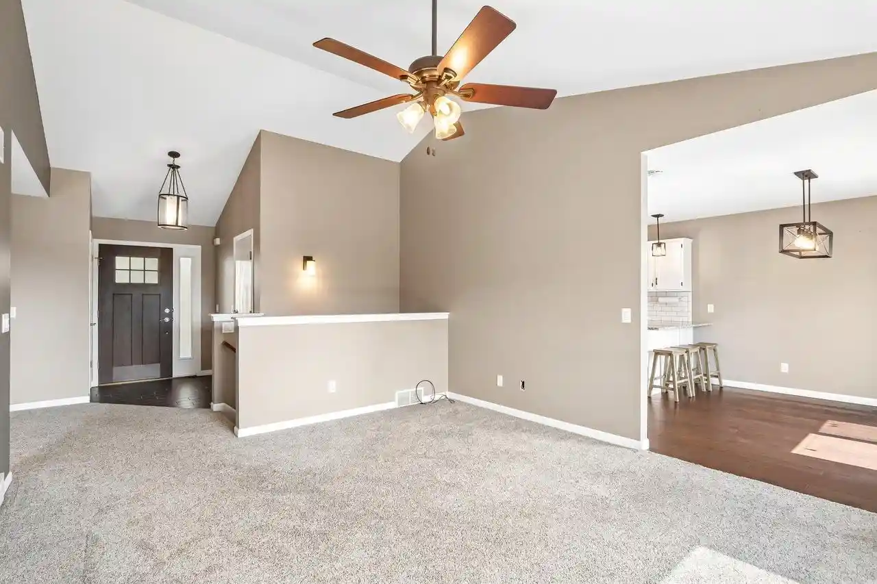 5th image of 809 Brookstone Crest Crest, Mount Horeb, WI 53572 | MLS# 2029016