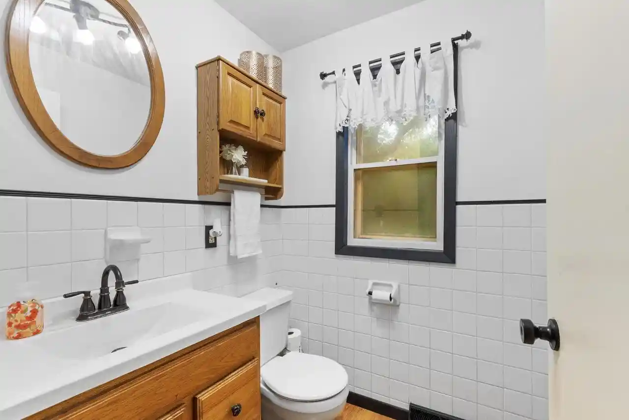 2nd image of 10403 S Chicago Road Road, Oak Creek, WI 53154 | MLS# 1973547