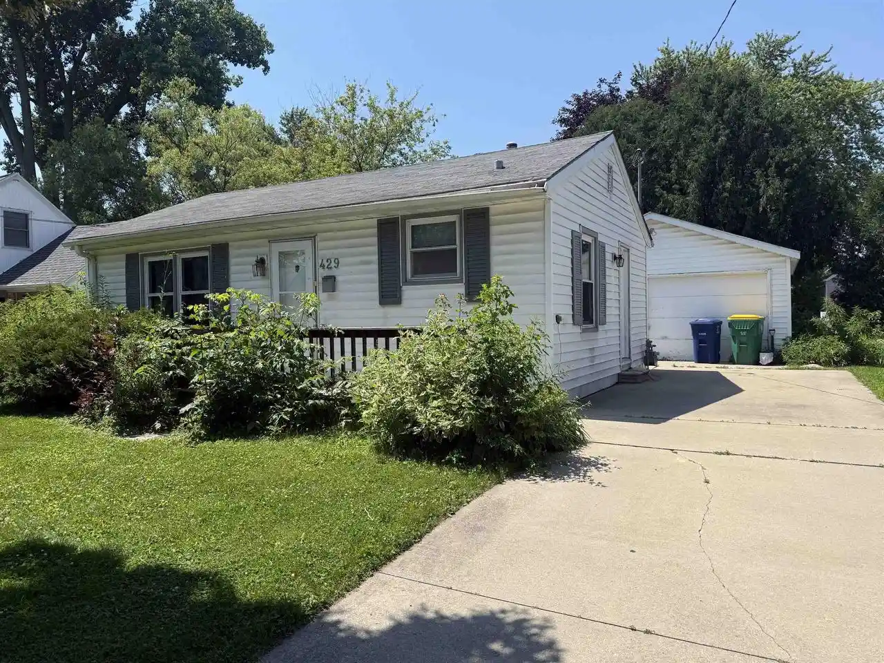 Photo 3 of Single family home for sale at 429 Wilson Avenue Avenue, Green Bay, WI 54303 | MLS# 50329858 | Listing updated on 2026-08-05