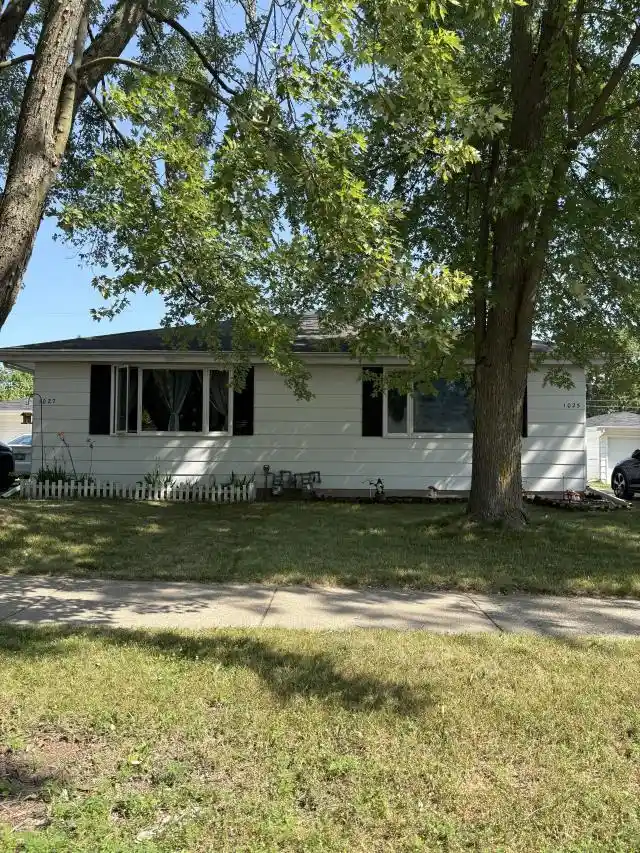1st image of 1025 Evans Street Street, Neenah, WI 54956 | MLS# 50329852