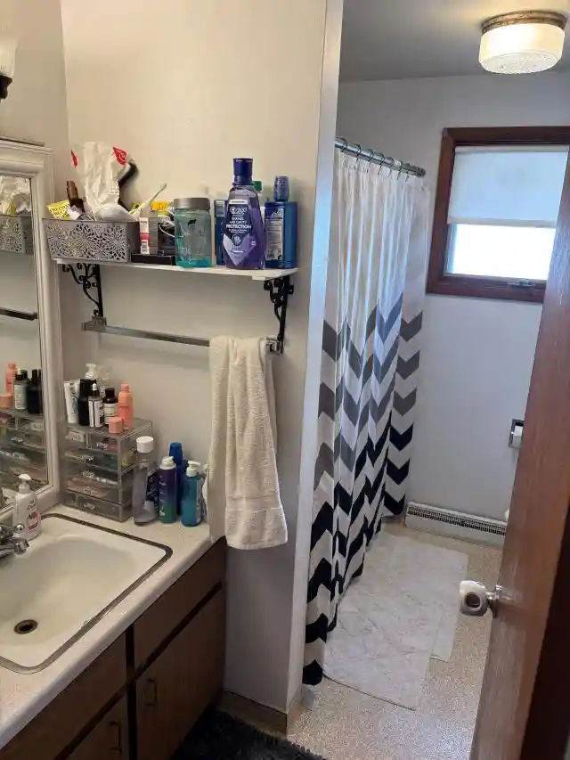 2nd image of 1029 Evans Street Street, Neenah, WI 54956 | MLS# 50329854