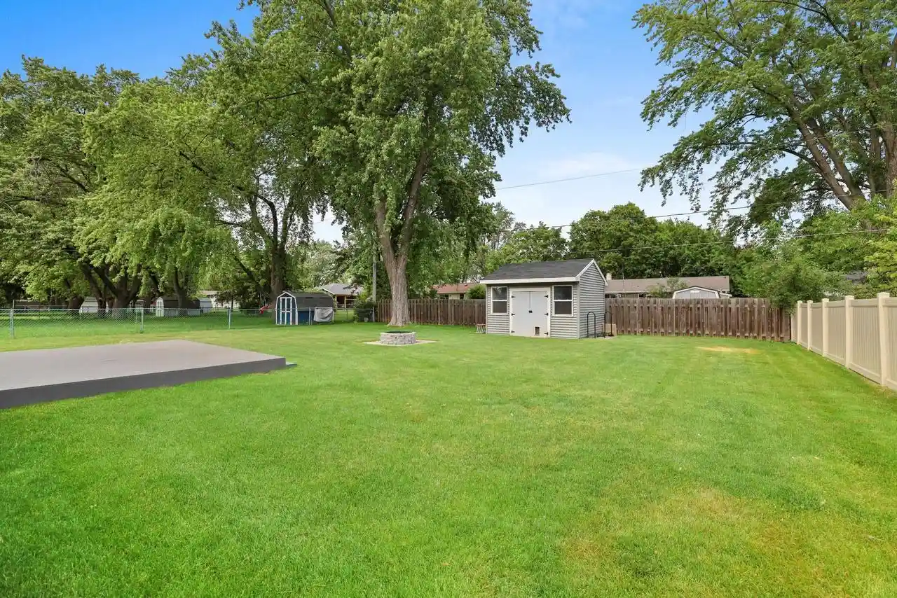 Photo 4 of Single family home for sale at 1248 April Lane Lane, Green Bay, WI 54304 | MLS# 50329868 | Listing updated on 2026-09-09