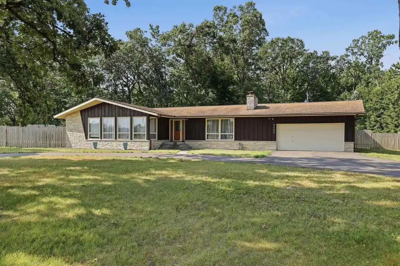 1st image of 5595 Ellis Street Street, Stevens Point, WI 54482 | MLS# 22603570