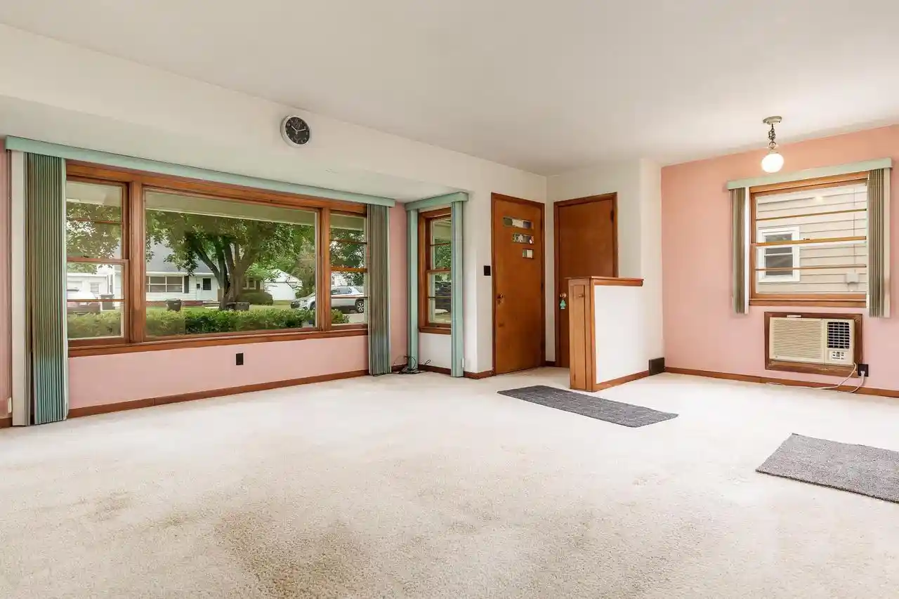 Photo 4 of Single family home for sale at 1538 Vernon Avenue Avenue, Beloit, WI 53511 | MLS# 2029027 | Listing updated on 2026-10-04