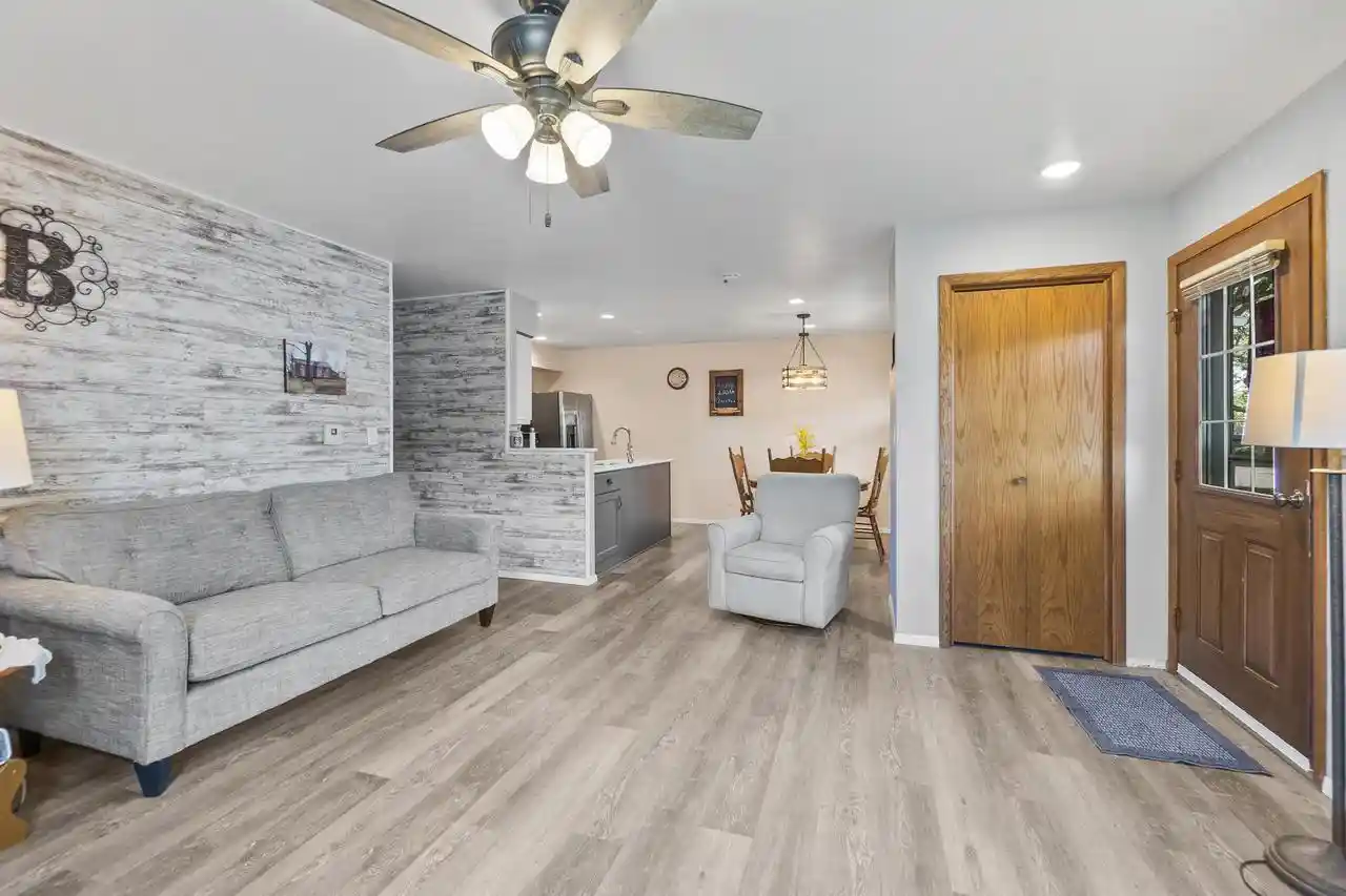 4th image of 647 E Scott Street Street, Fond Du Lac, WI 54935 | MLS# 50329875