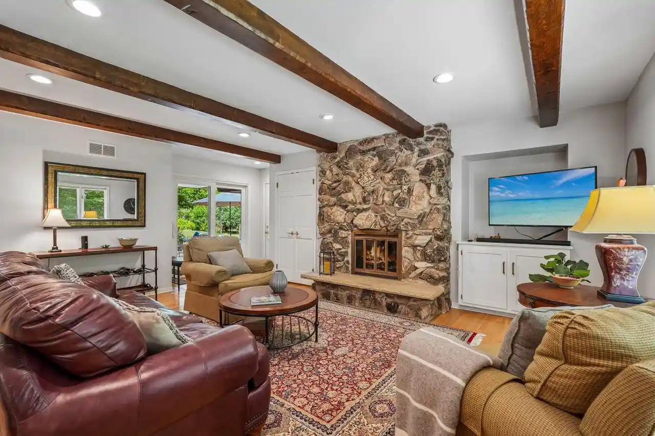 5th image of N93W5780 Dorchester Dr Dr, Cedarburg, WI 53012 | MLS# 1973570