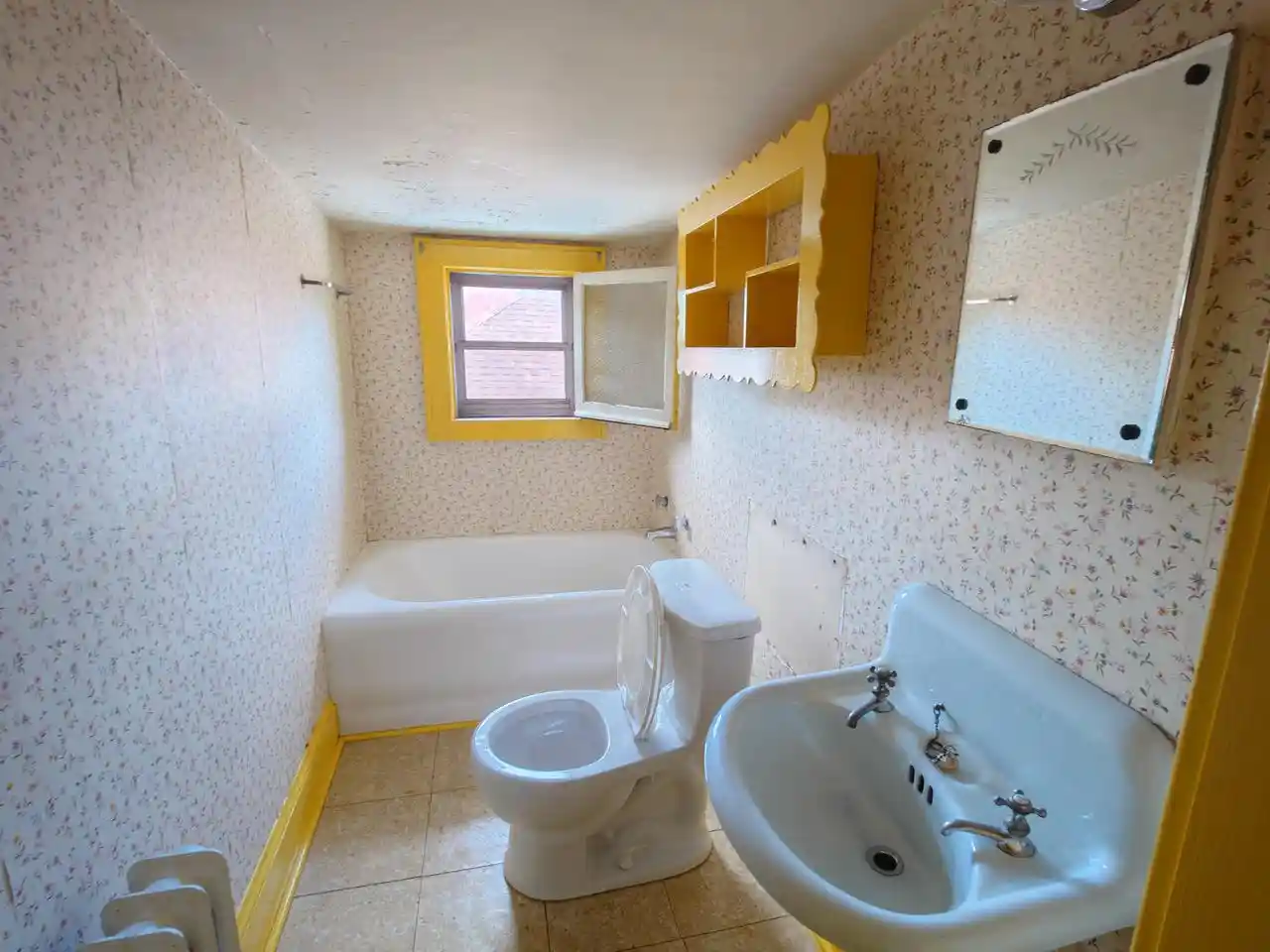 4th image of 4155 N Farwell Ave Ave, Shorewood, WI 53211