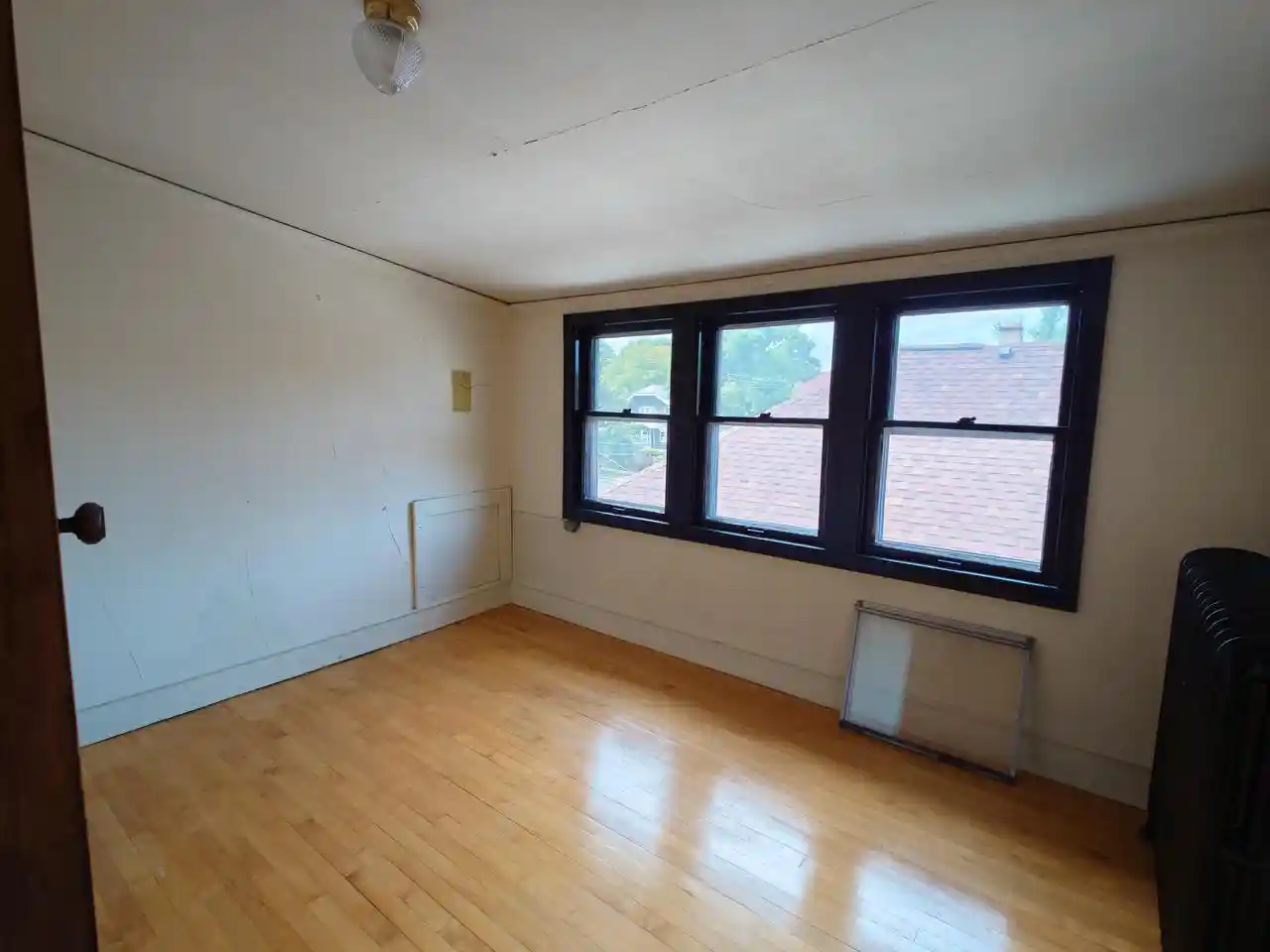 5th image of 4155 N Farwell Ave Ave, Shorewood, WI 53211