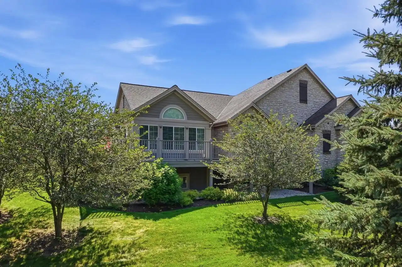 1st image of W250n4997 William Dr Dr, Pewaukee, WI 53072 | MLS# 1973587