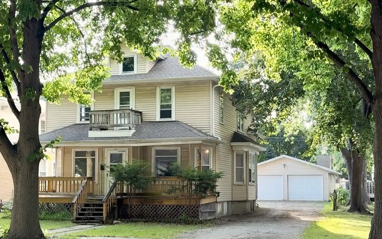 1st image of 714 11th Avenue Avenue, Green Bay, WI 54304 | MLS# 50329884