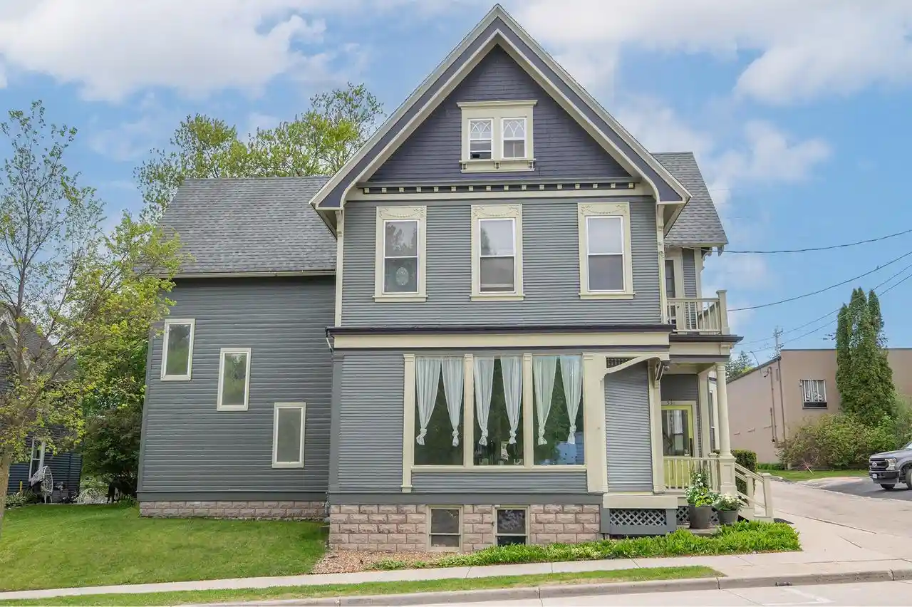1st image of 531 W Grand Avenue Avenue, Port Washington, WI 53074 | MLS# 1973595