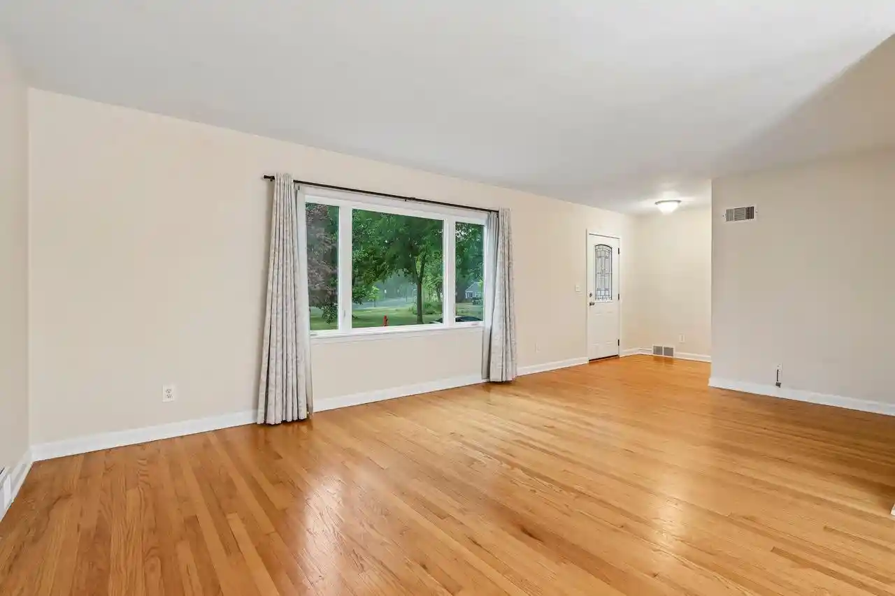 Photo 45 of Single family home for sale at 4628 N Hollywood Avenue Avenue, Milwaukee, WI 53211 | MLS# 1973600 | Listing updated on 2026-09-08