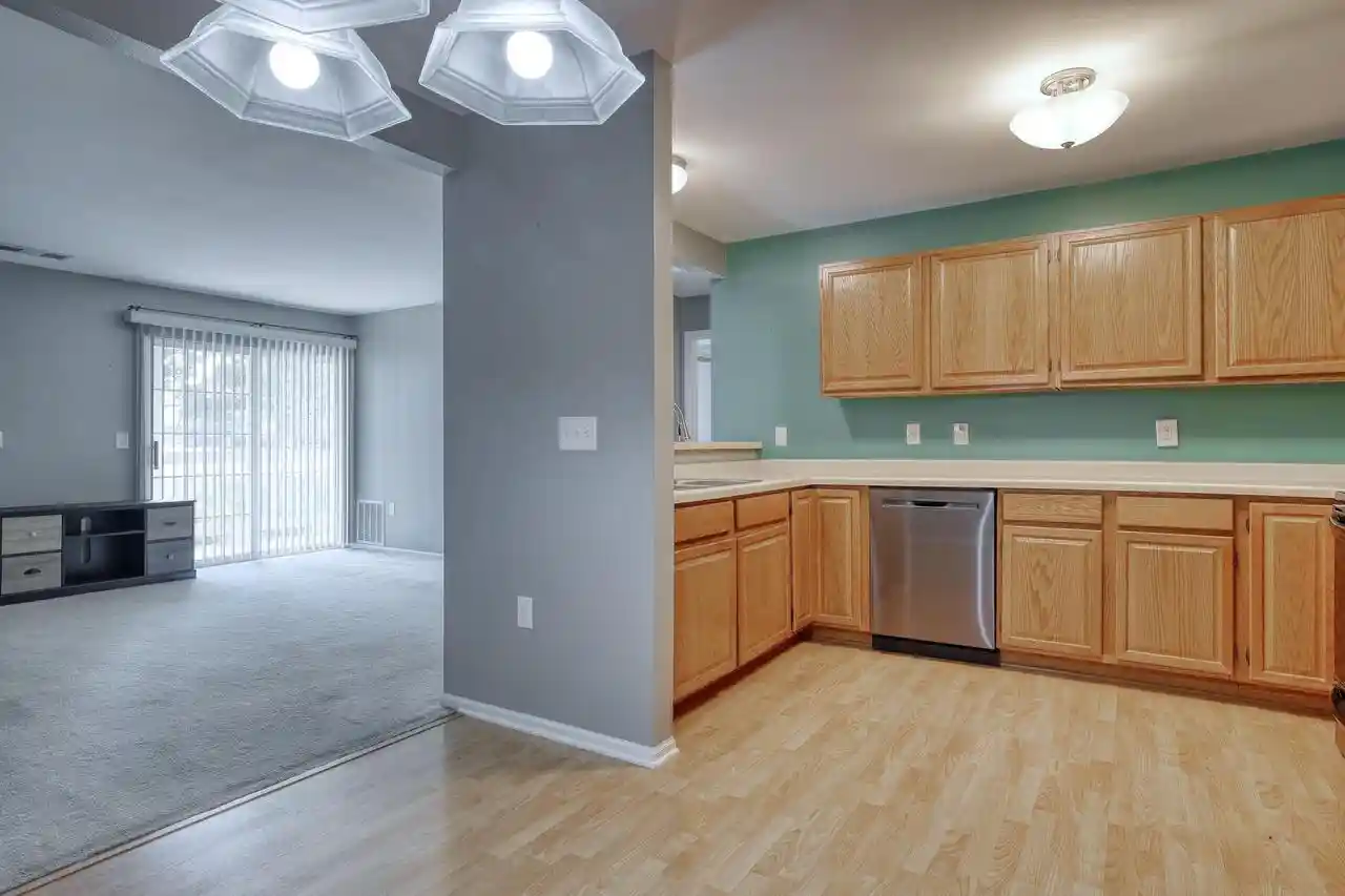 2nd image of 4875 Easy Street Street #5, Hartland, WI 53029 | MLS# 1973607