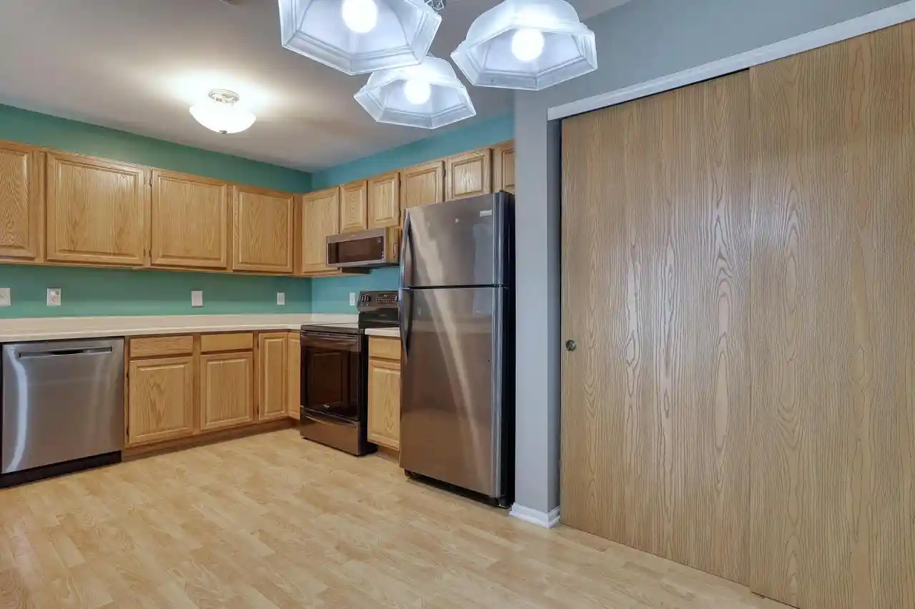 2nd image of 4875 Easy St St, Hartland, WI 53029