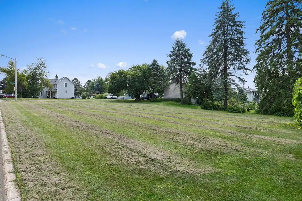 9th image of 418 Monroe Street E Street E, Caledonia, MN 55921 | MLS# 1973616