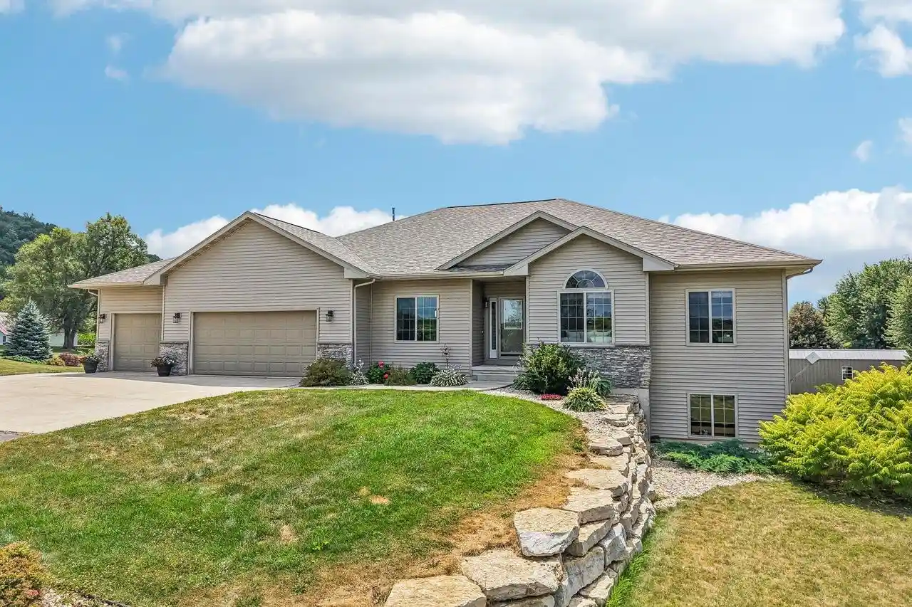 Photo 1 of Sale Pending at W13887 Bannan Court Court, Prairie Du Sac, WI 53578 | MLS# 2029056 | Listing updated on 2026-08-06