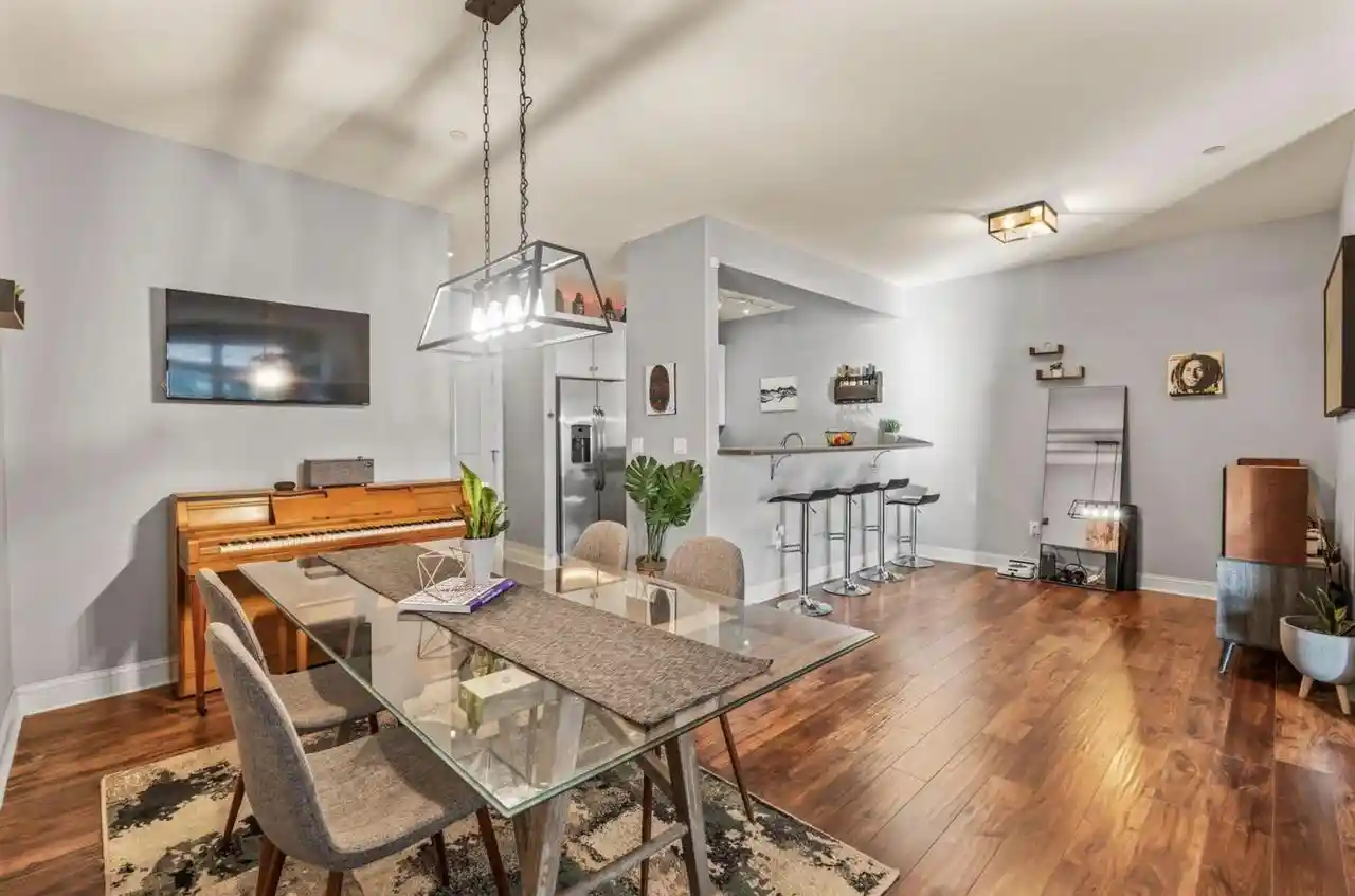 2nd image of 1905 N Water Street Street #100, Milwaukee, WI 53202 | MLS# 1973613
