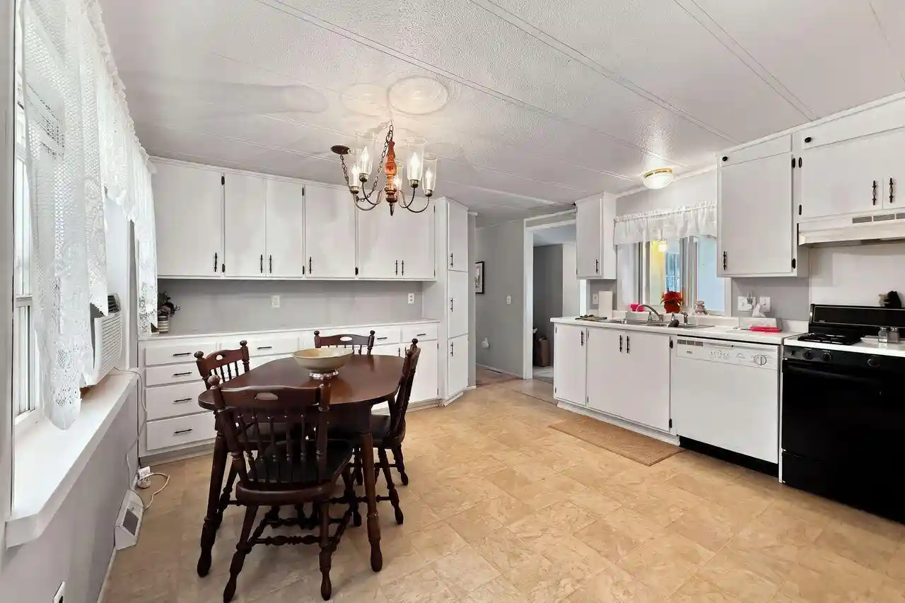 4th image of 6533 Lambert Lane Lane, Laona, WI 54541 | MLS# 1973615