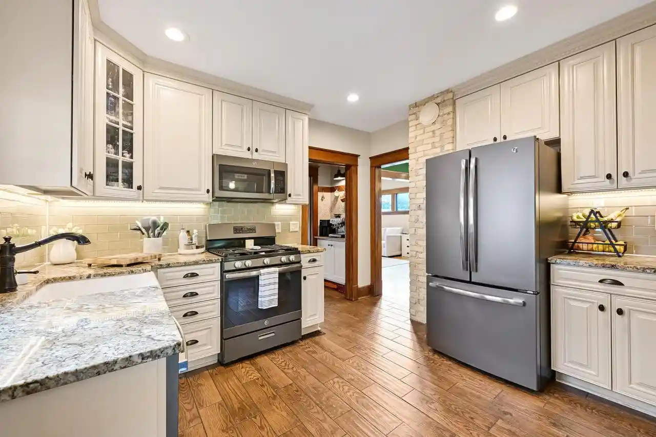 3rd image of W314S4237 Hwy 83, Waukesha, WI 53189 | MLS# 1973617