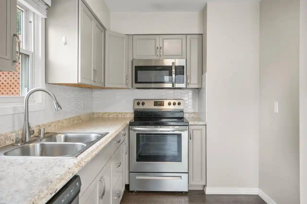 3rd image of 307 Valorie Lane Lane, Monona, WI 53716 | MLS# 2029066