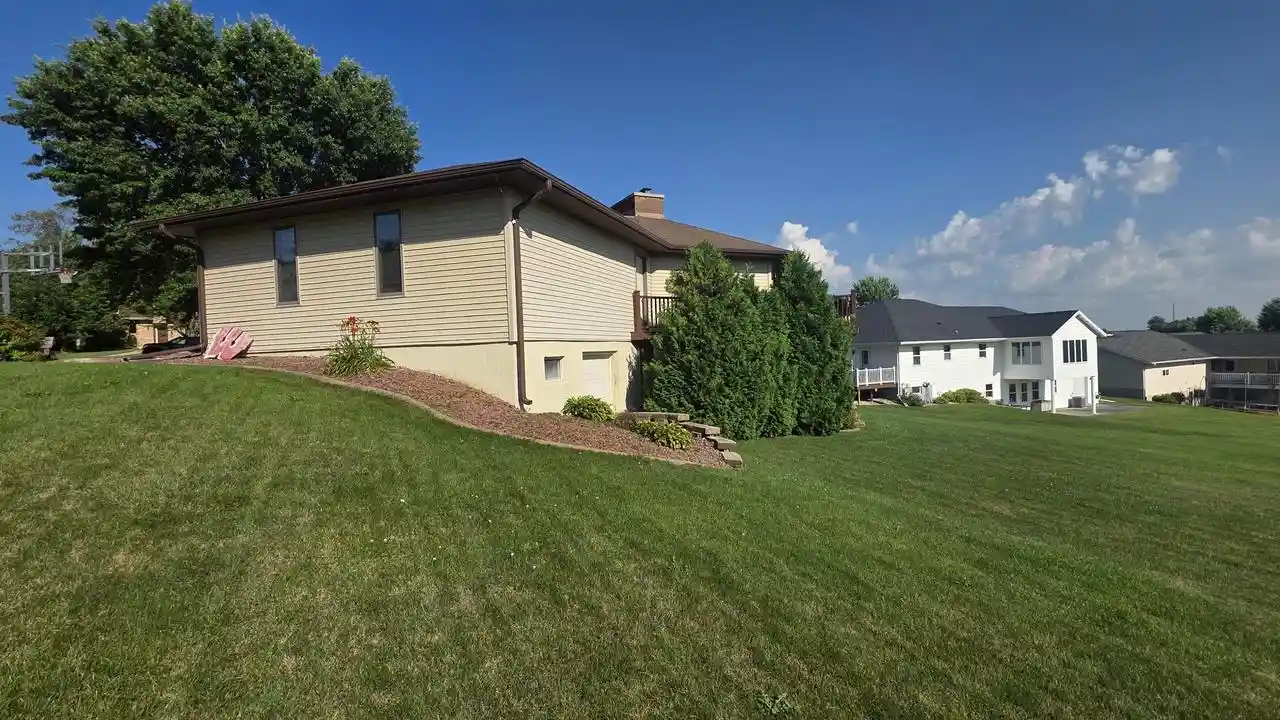 3rd image of 445 Arbor Oaks Lane Lane, Lancaster, WI 53813 | MLS# 2029089