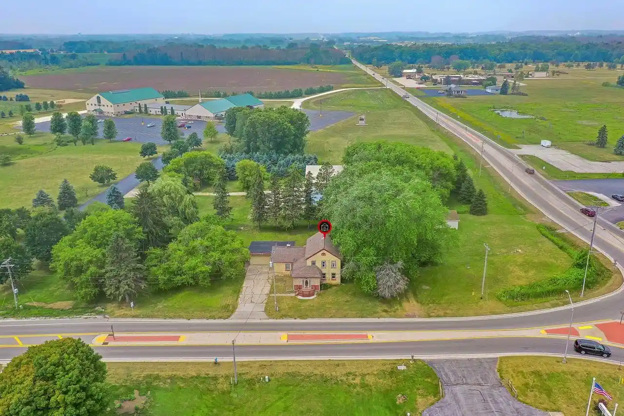 5th image of 4522 County Hwy B, Manitowoc, WI 54220 | MLS# 1973626