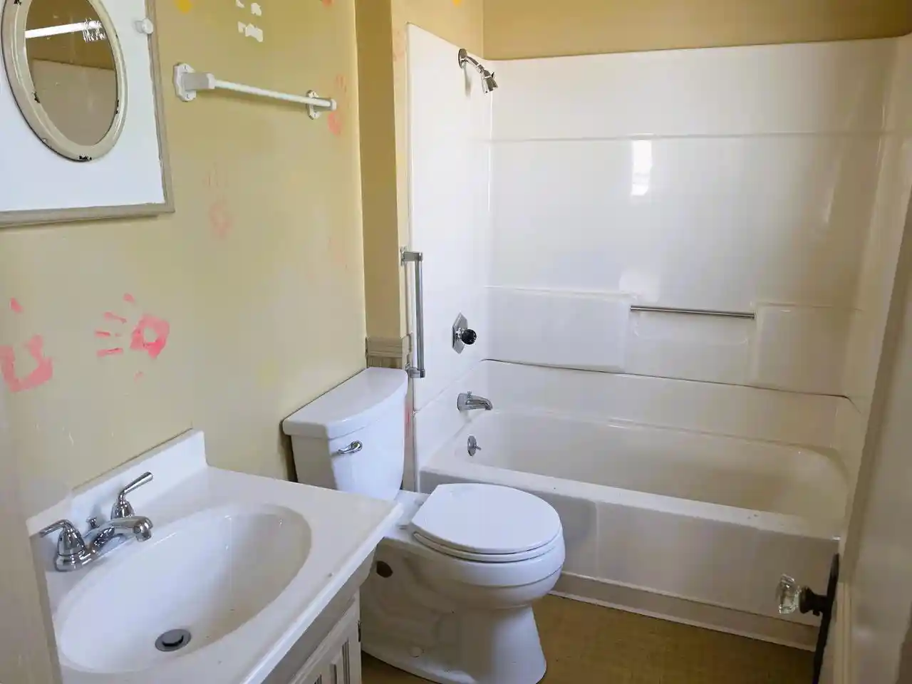 2nd image of 5234 33rd Avenue Avenue, Kenosha, WI 53144 | MLS# 1973634